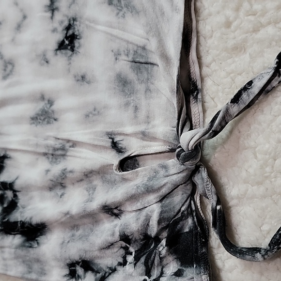 Erge M Monochrome Black Gray White Tie-Dye Long Sleeve Knot Top - Picture 4 of 11